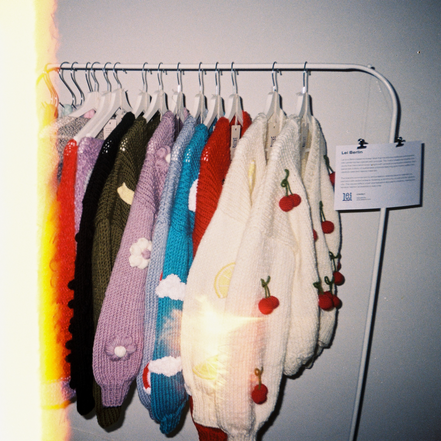 Lei Cardigan - Strawberry